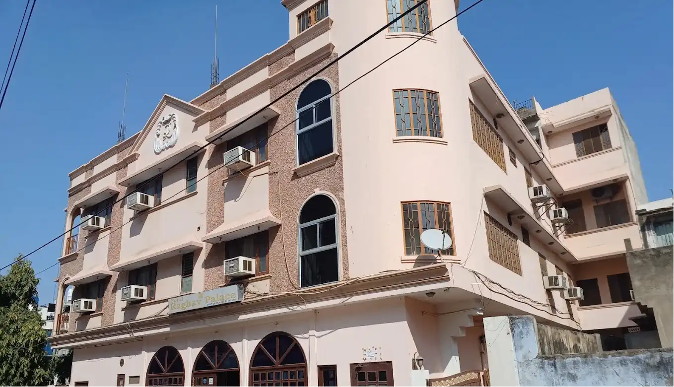 Hotel Raghav Palace